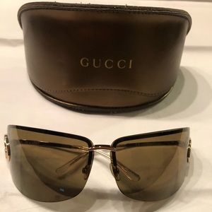 EUC Authentic GUCCI Sunglasses Gold